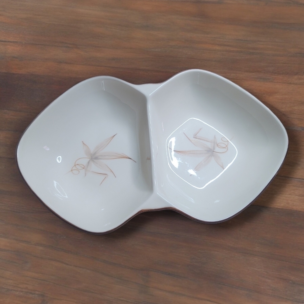 ⏳️Vintage⏳️ Mid-century 1940's Winfield Ware Tiger Iris Divided Serving Dish